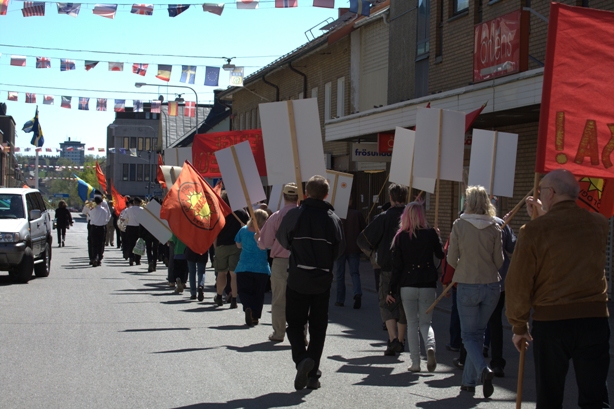 Maj-tget sett bakifrn