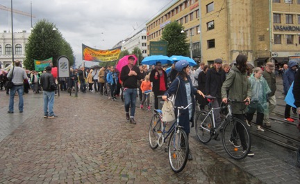 Avmarsch frn Gustav Adolfs torg